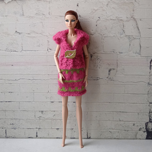 Oblečky pro Barbie, FR, Integrity - triko, sukně — foto 2