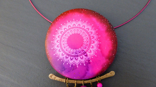Přívěsek růžová mandala — foto 3