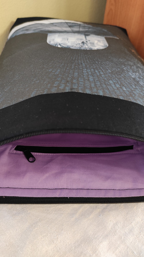 Crossbody Upírka — foto 4