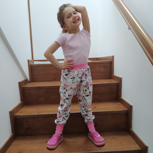 Líbí se mi mezi květy — foto 3