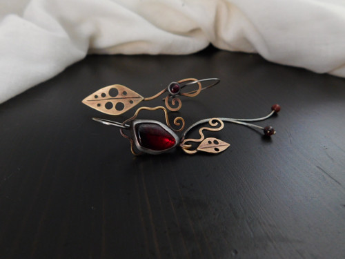 3 sestry - monstera monkey mask... — foto 2