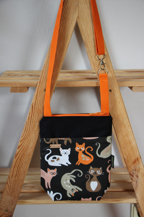 Crosssbody Orange kočky — foto 2