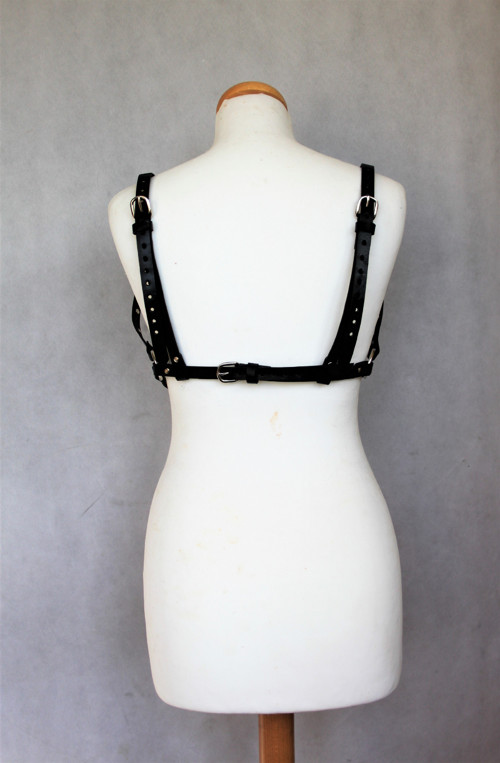 Kožený Harness s nýty — foto 3