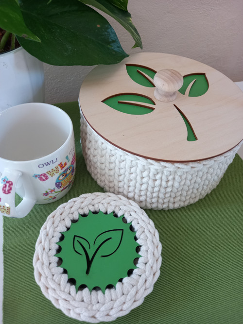 Háčkovaný košík s víkem ecru — foto 3