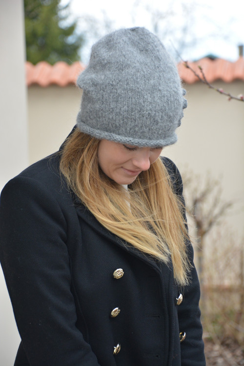 Čepice v šedé — foto 4