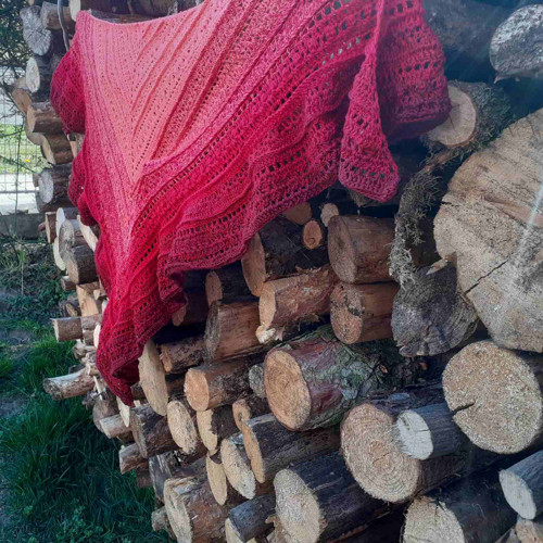 Červené mámení -šátek,pléd — foto 3