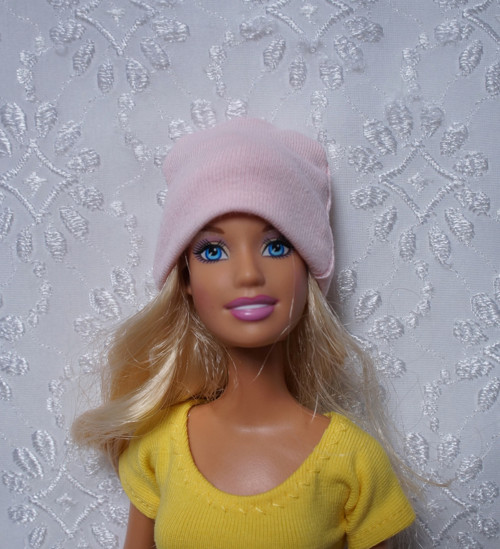 Čepice pro Barbie — foto 2