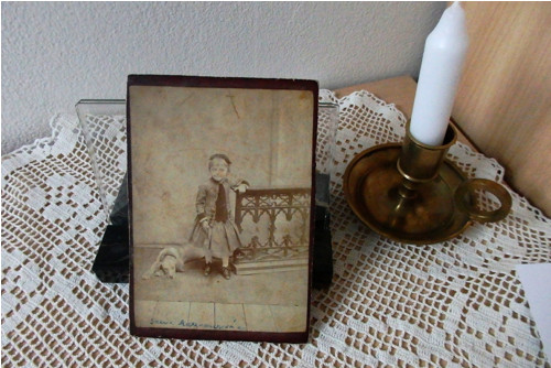 Děvčátko s pejskem - kabinetka — foto 2