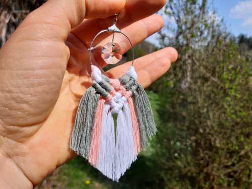 Křišťálové macramé náušničky — foto 3