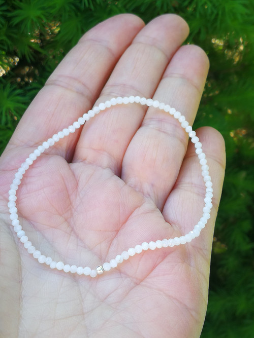 Měsíční kámen broušený 2 mm — foto 3