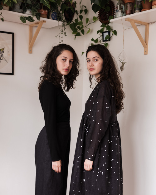 Monstera valendogrando no. 01 (šaty/kabátek) — foto 6