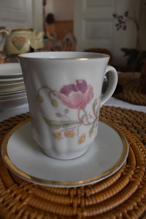 Hrneček porcelánový — foto 6