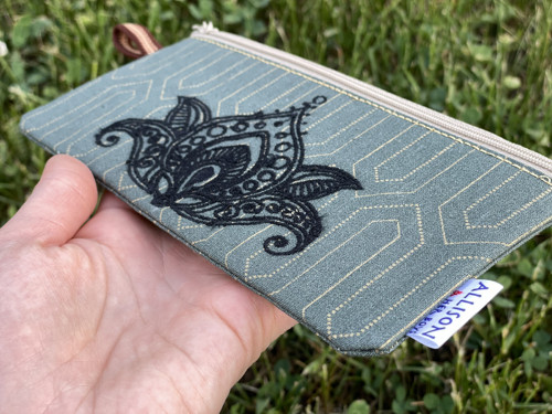 PencilCase s Lotusem — foto 3