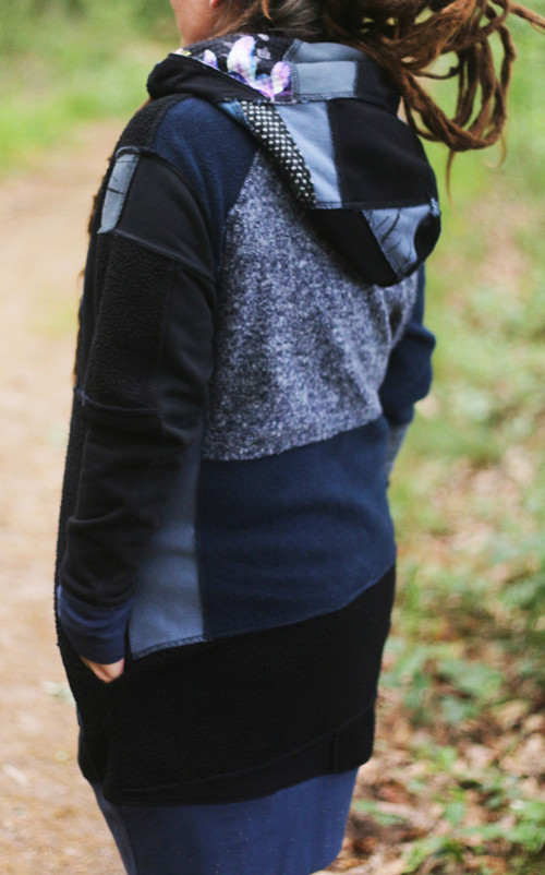 Mikina ............ XL — foto 4