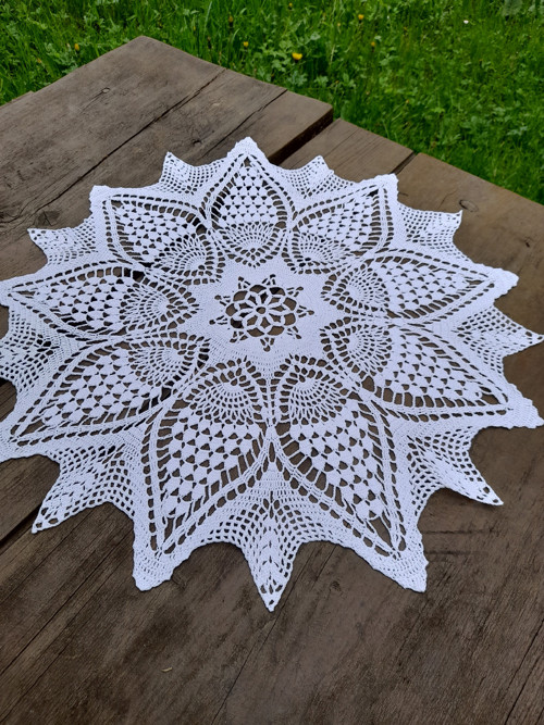 Háčkovaný obrus — foto 3