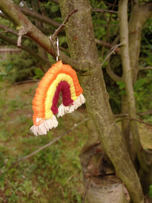 Přívěsek macramé duha - oranžová — foto 3
