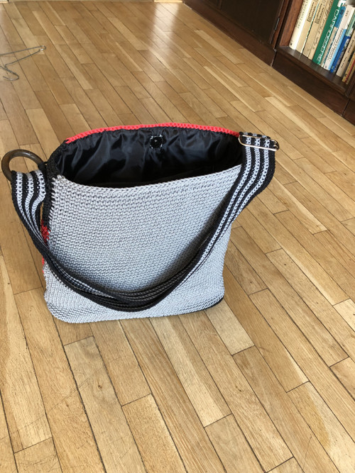 Crossbody taška “Červený klobouk” — foto 3