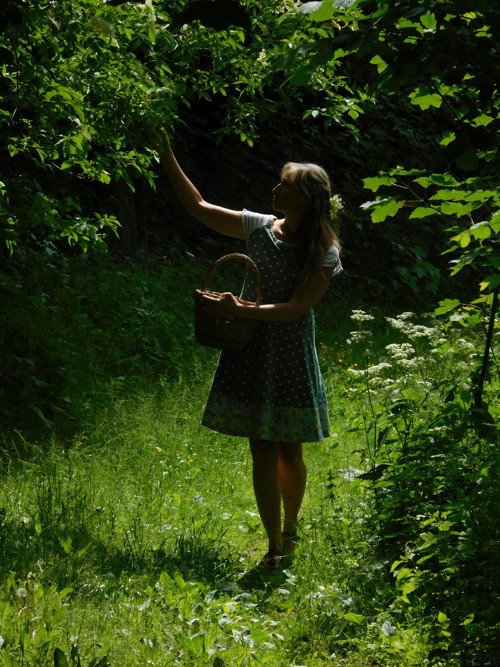 Lesní víla :-) šaty úplet — foto 5