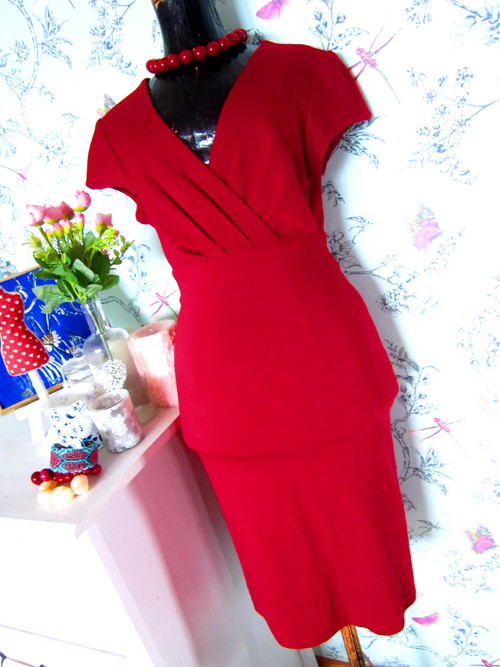 Little red dress — foto 2