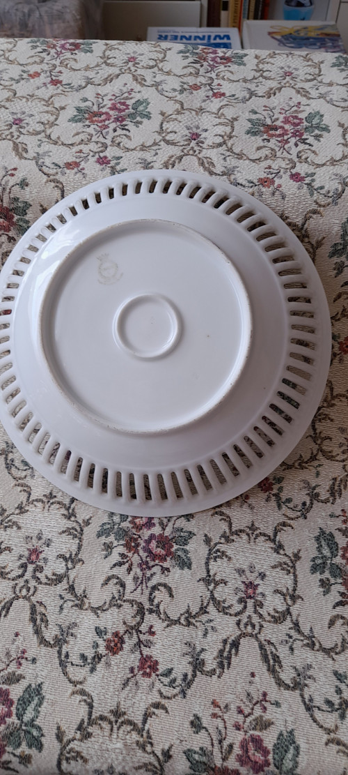 Prolamovaná miska — foto 4