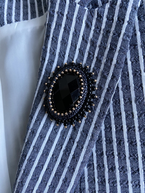 Brož s černým kamenem Onyx — foto 3