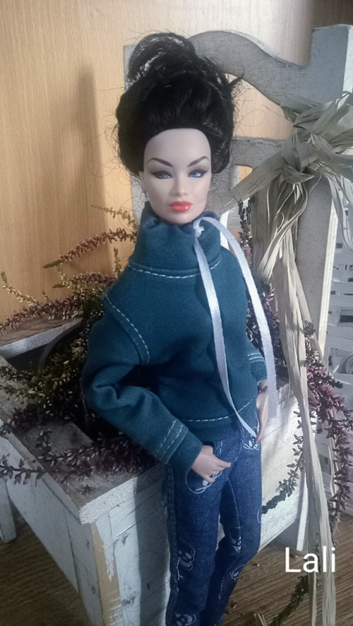 Mikina pro Barbie i FR2 — foto 3
