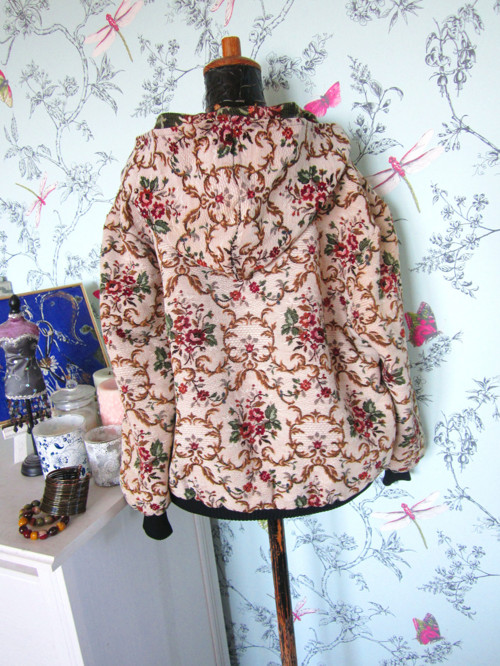 Bunda vintage gobelín — foto 4