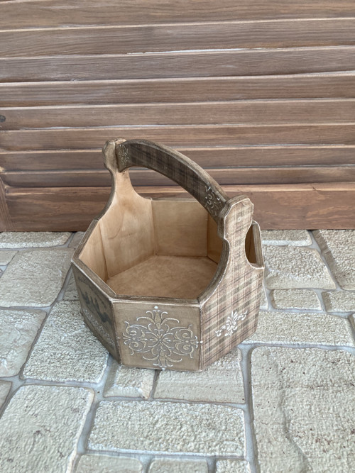 Dřevěný košík — foto 4