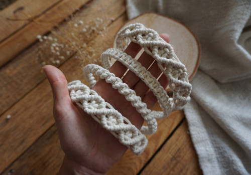 Macramé čelenka White & Gold — foto 3