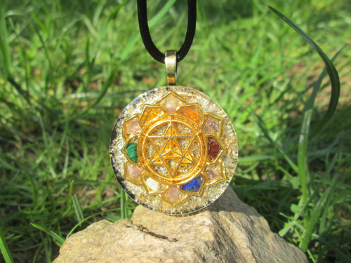 Org. šperk ,, Sri Yantra v čakrách " — foto 4