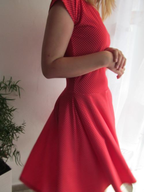 ŠATY sukně půlkolová — foto 3