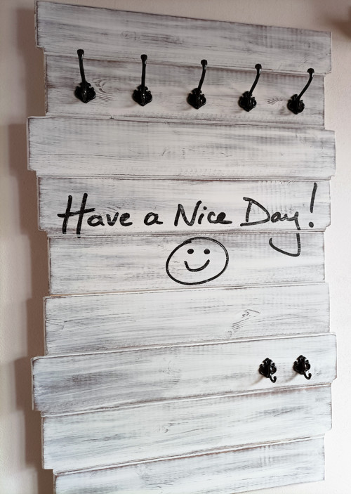 Vešiak Have a Nice Day — foto 2