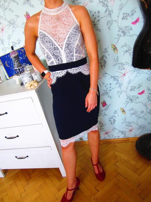 Šaty pin-up rafinované — foto 2