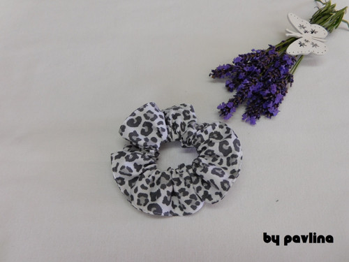 Gumička do vlasů / scrunchies - Šelma — foto 2