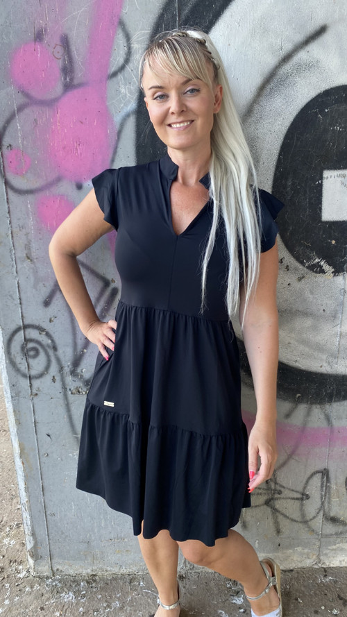 Šaty oversize černé — foto 5
