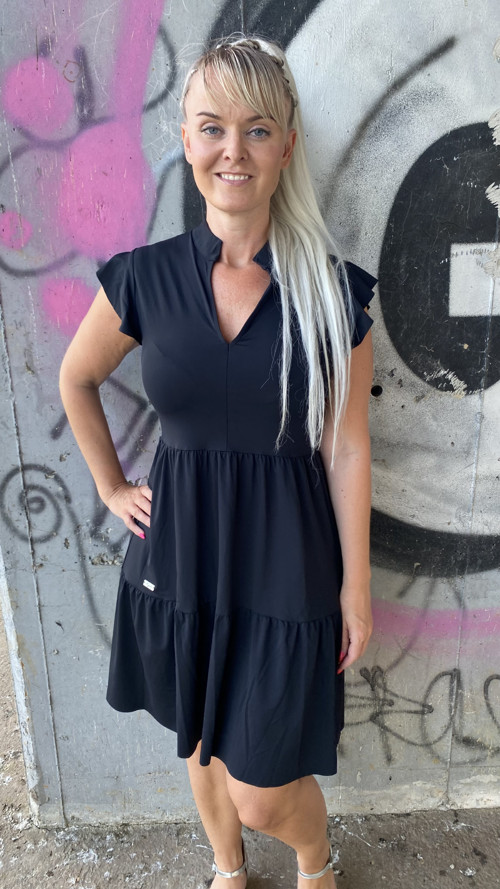 Šaty oversize černé — foto 3