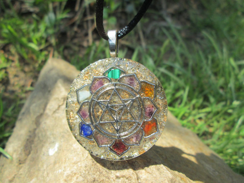 Org. šperk ,, Sri Yantra v čakrách " — foto 3