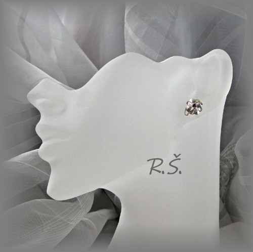 ČTYŘLÍSTKY ... rubínek 2 mm ... ŠROUBKY — foto 4
