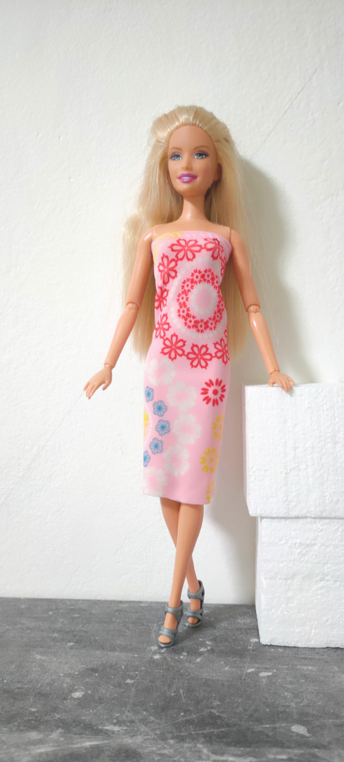 Letní šatičky pro Barbie — foto 3