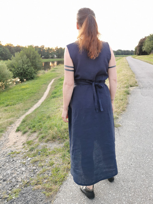 Lněné šaty — foto 2