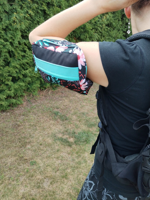 Taštička na telefon a drobnosti - SOFTSHELLOVÁ — foto 4