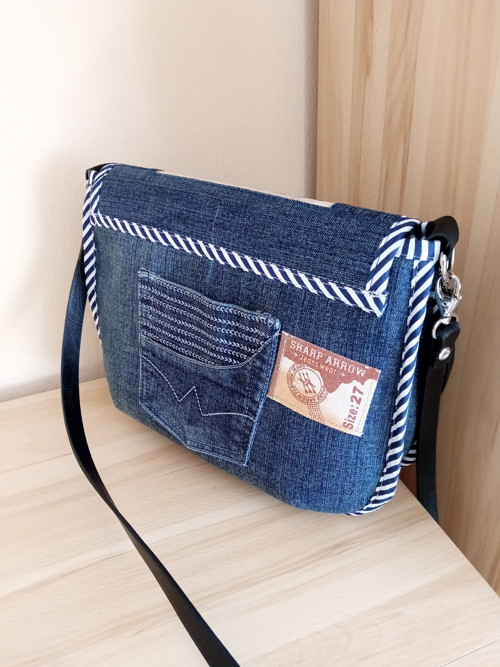 Maják- riflová crossbody — foto 3