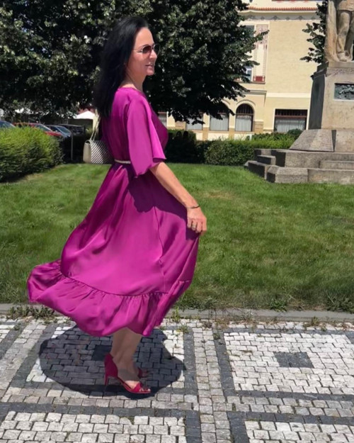 Hedvábné šaty — foto 3