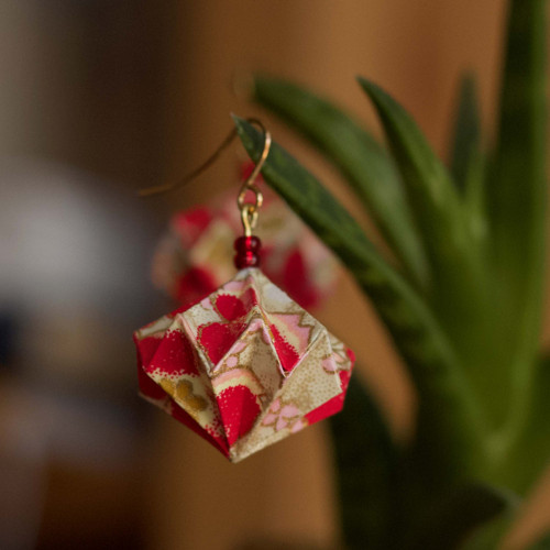 Origami náušnice – Zlaté kvítky — foto 5
