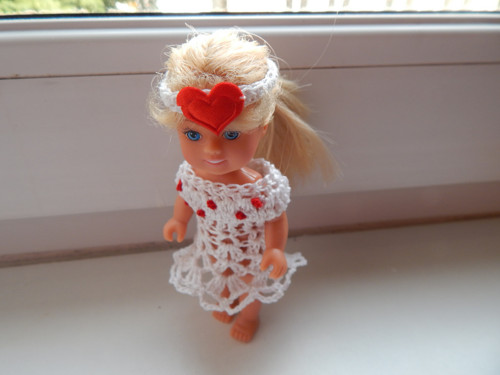 Šatičky pro malou Evičku - Barbie — foto 2