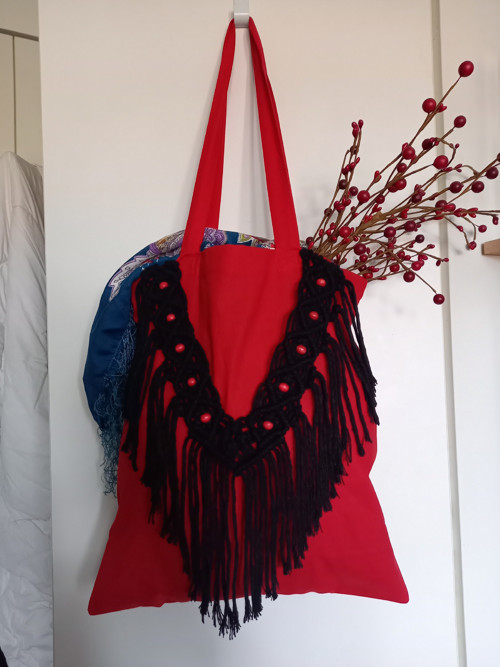 Bavlněná taška dekorovaná macramé - RED — foto 2