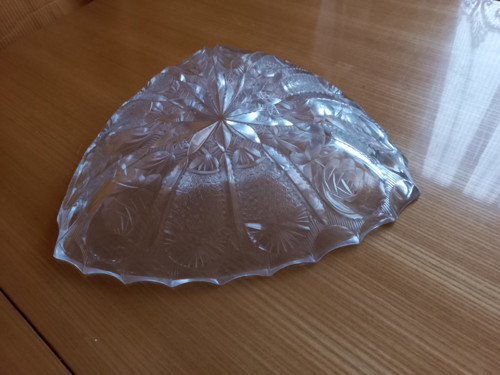 Broušená mísa, trojúhelníkový tvar — foto 2