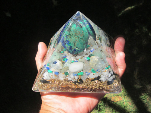 Org. pyramida ,, Cesta k Osvícení " — foto 2