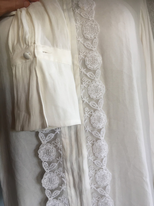 Vintage hedvabná — foto 4