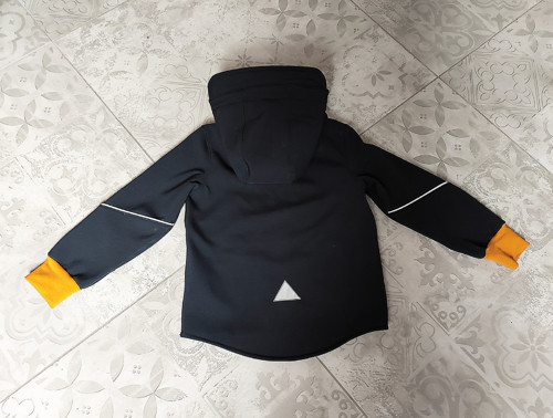 Softshell souprava...náklaďák...vel. 104 — foto 6